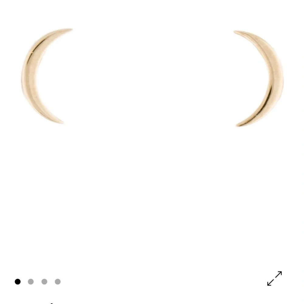 14K Gold Crescent Moon Stud Earrings - Picture 3 of 4